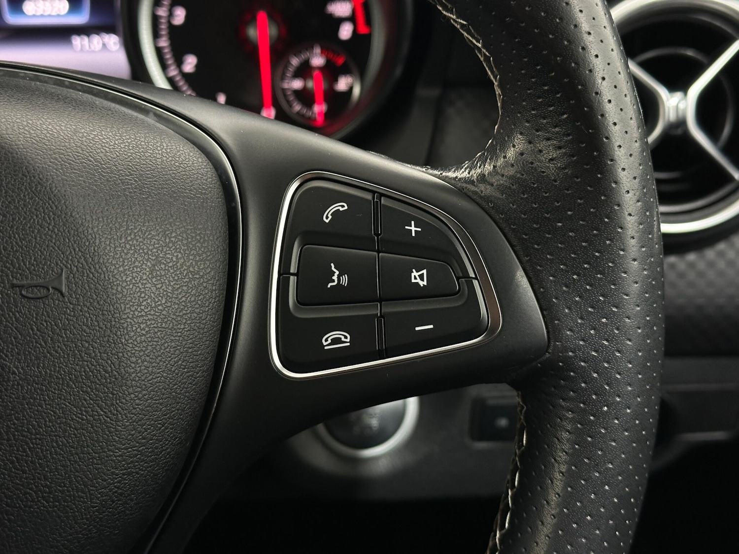 Used Mercedes-Benz A-Class 2018 for sale - 77586439: Photo 16