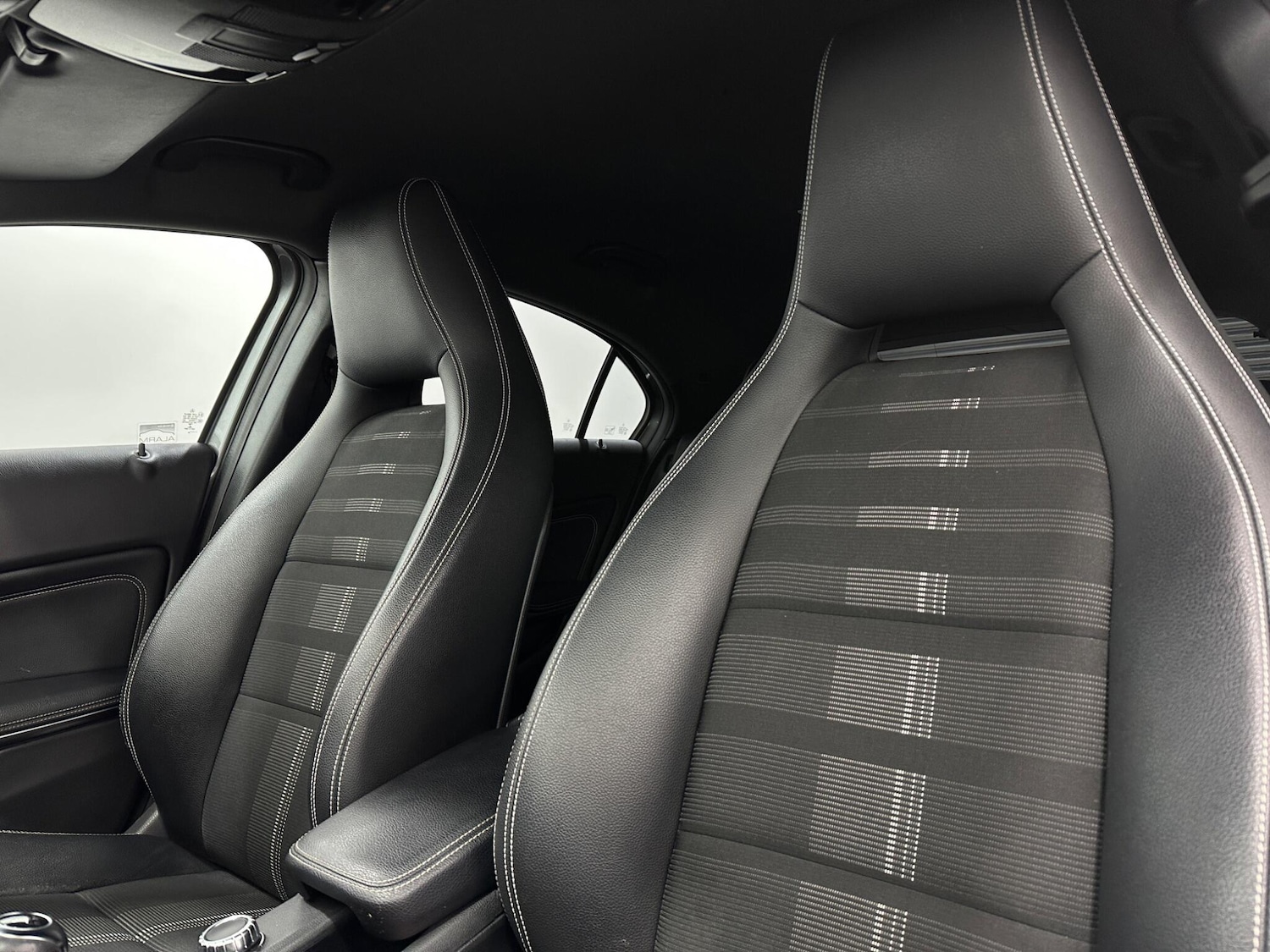 Used Mercedes-Benz A-Class 2018 for sale - 77586439: Photo 35