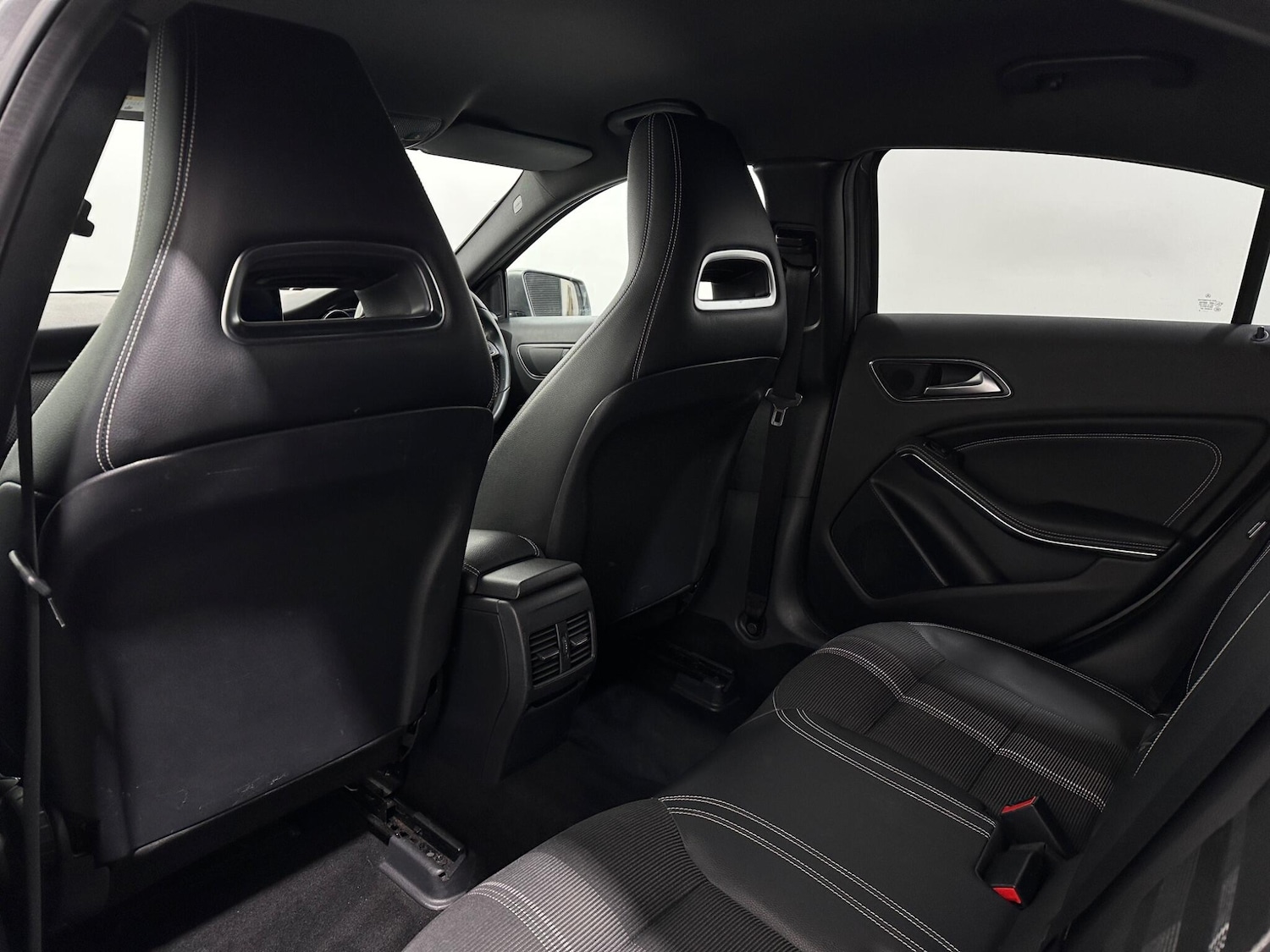 Used Mercedes-Benz A-Class 2018 for sale - 77586439: Photo 37