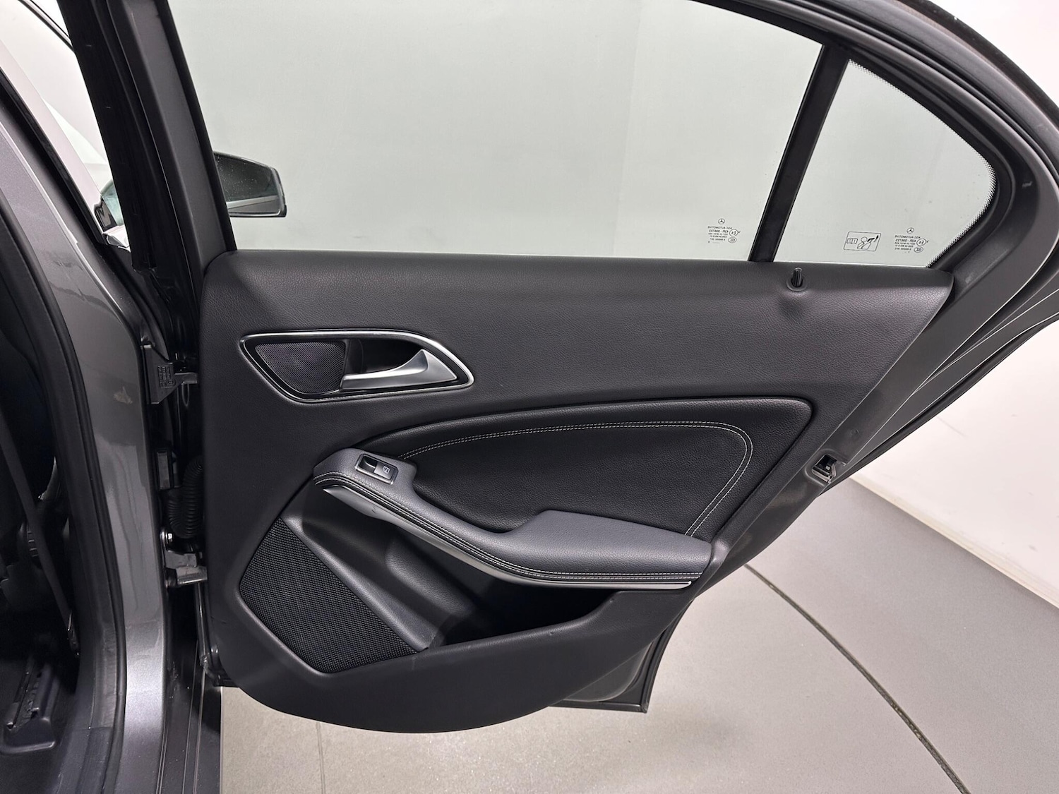 Used Mercedes-Benz A-Class 2018 for sale - 77586439: Photo 42