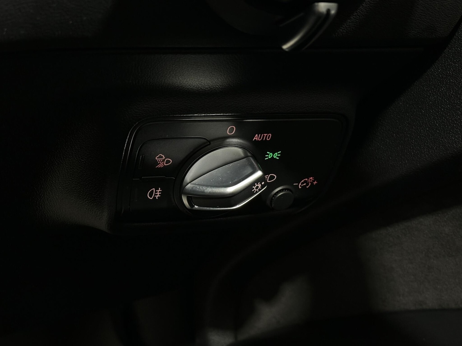 Used Audi TT 2015 for sale - 76878624: Photo 21