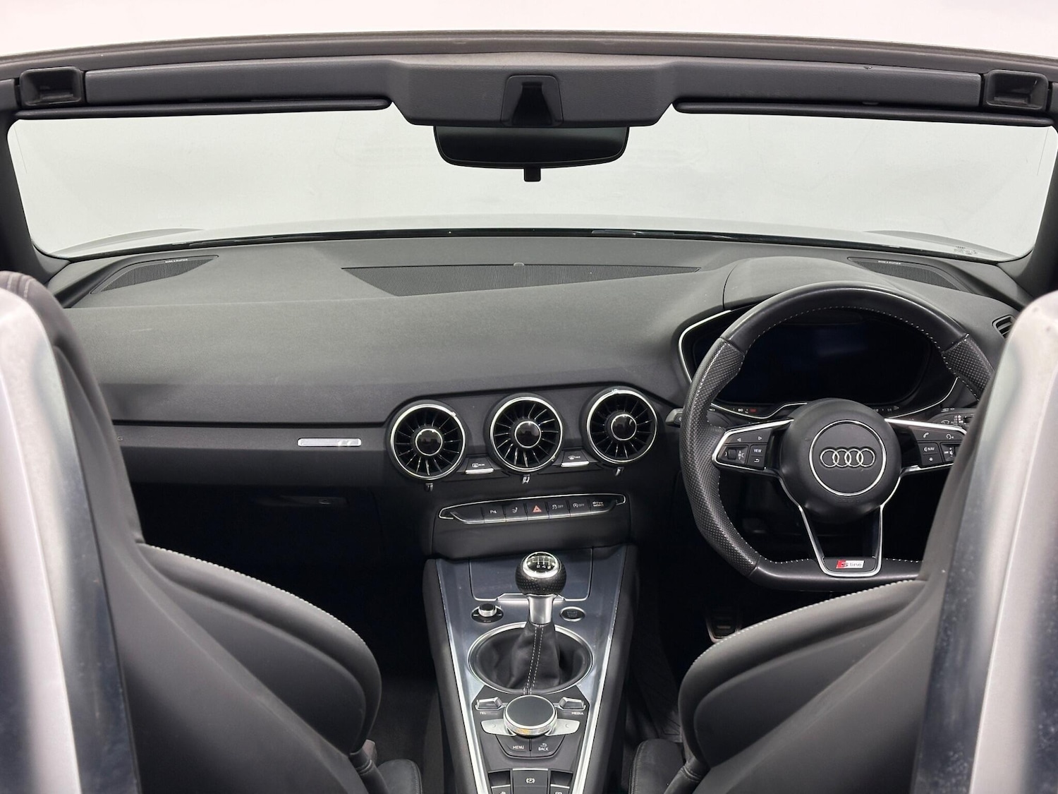 Used Audi TT 2015 for sale - 76878624: Photo 22