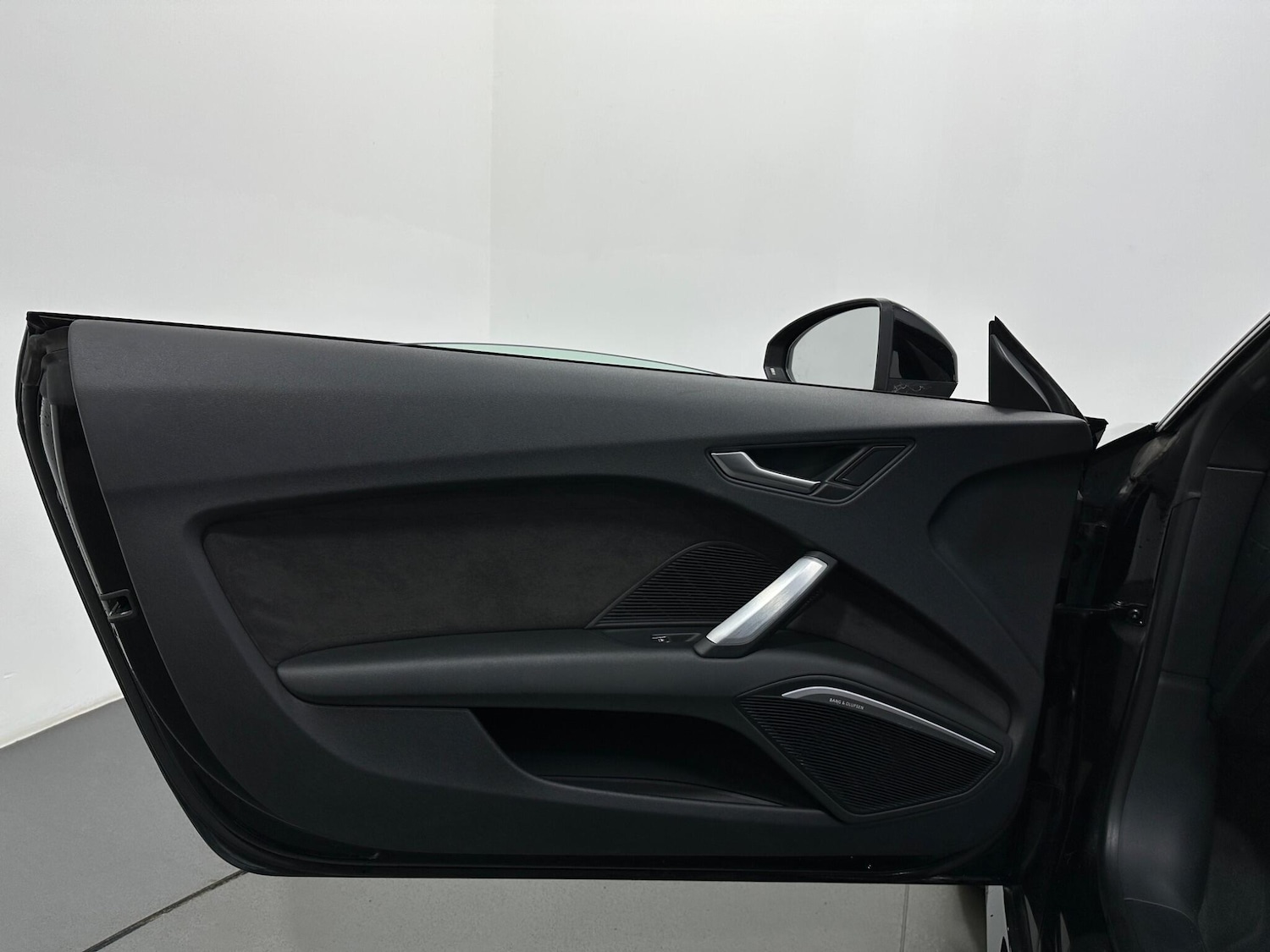 Used Audi TT 2015 for sale - 76878624: Photo 34