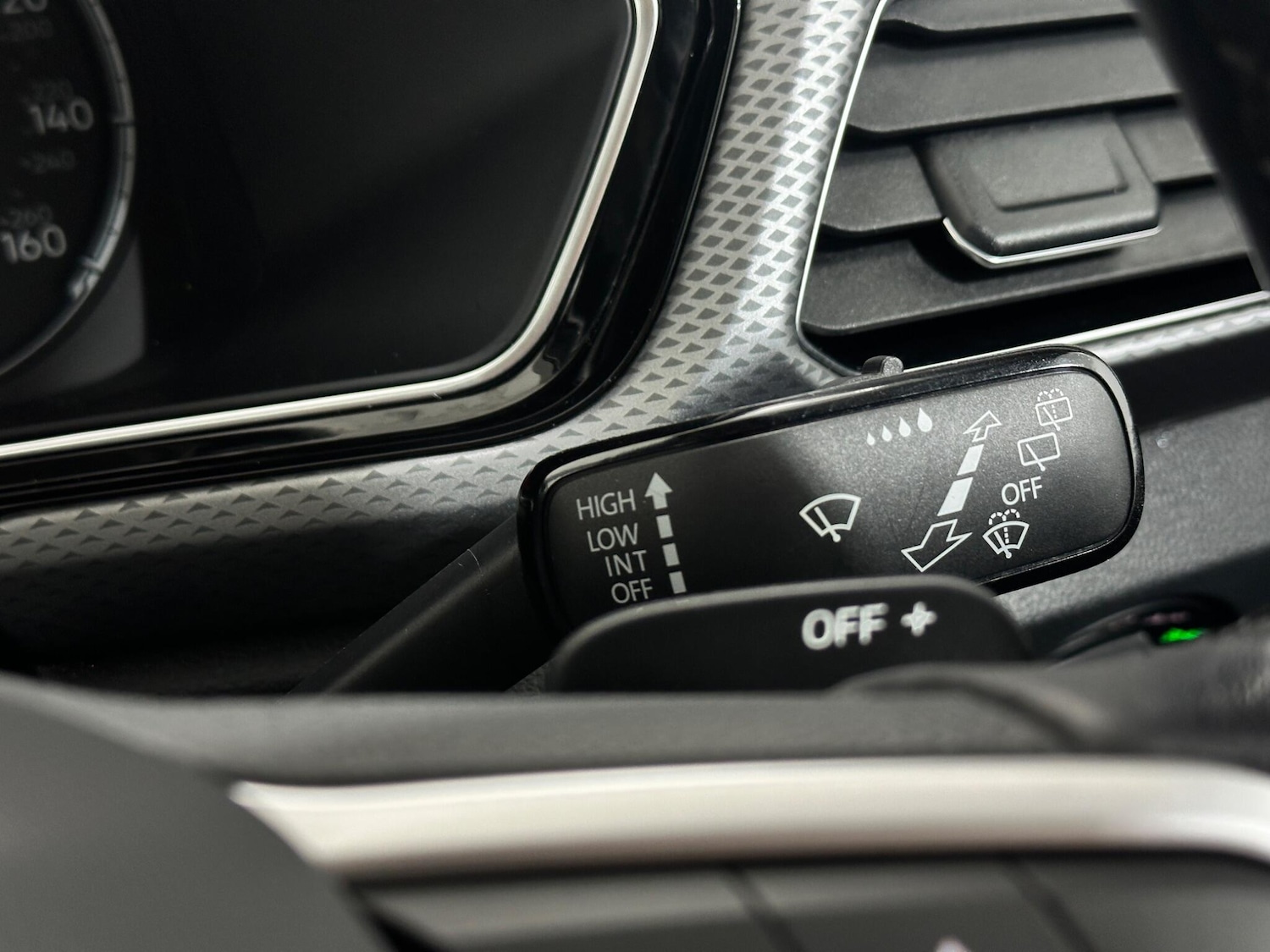 Used Volkswagen T-Cross 2022 for sale - 77784571: Photo 16