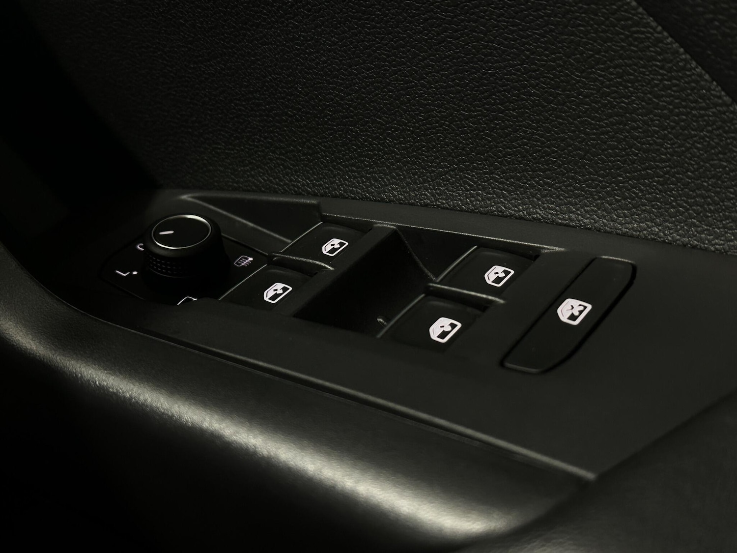 Used Volkswagen T-Cross 2022 for sale - 77784571: Photo 18