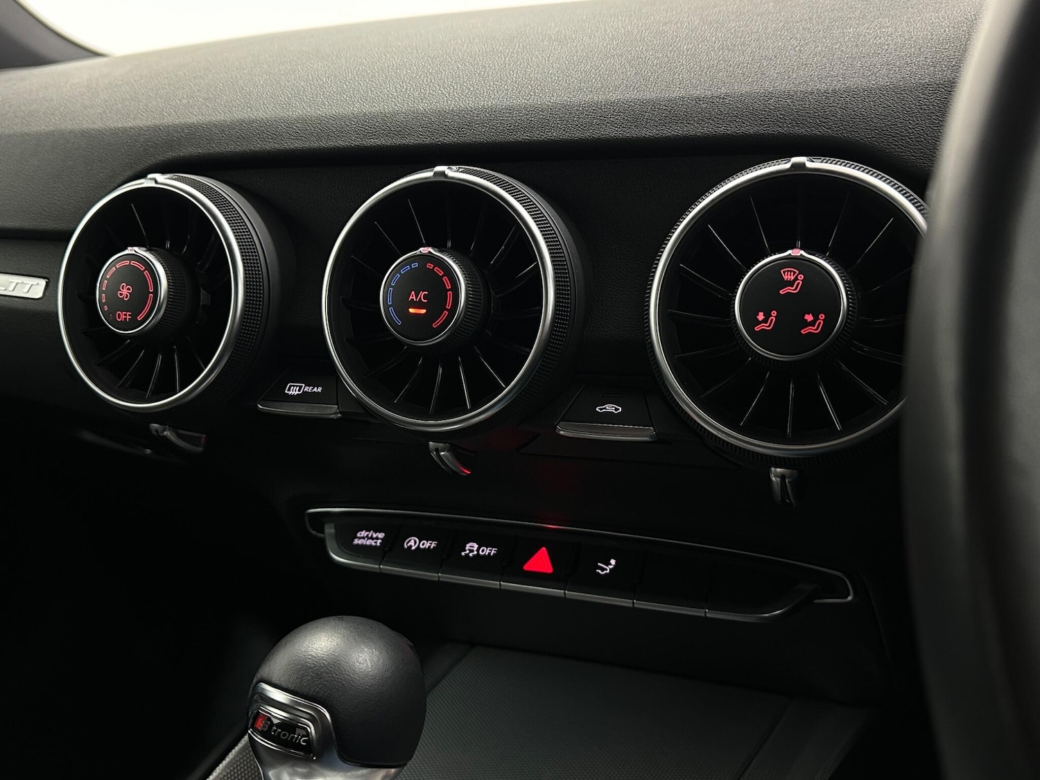 Used Audi TT 2020 for sale - 76878688: Photo 22