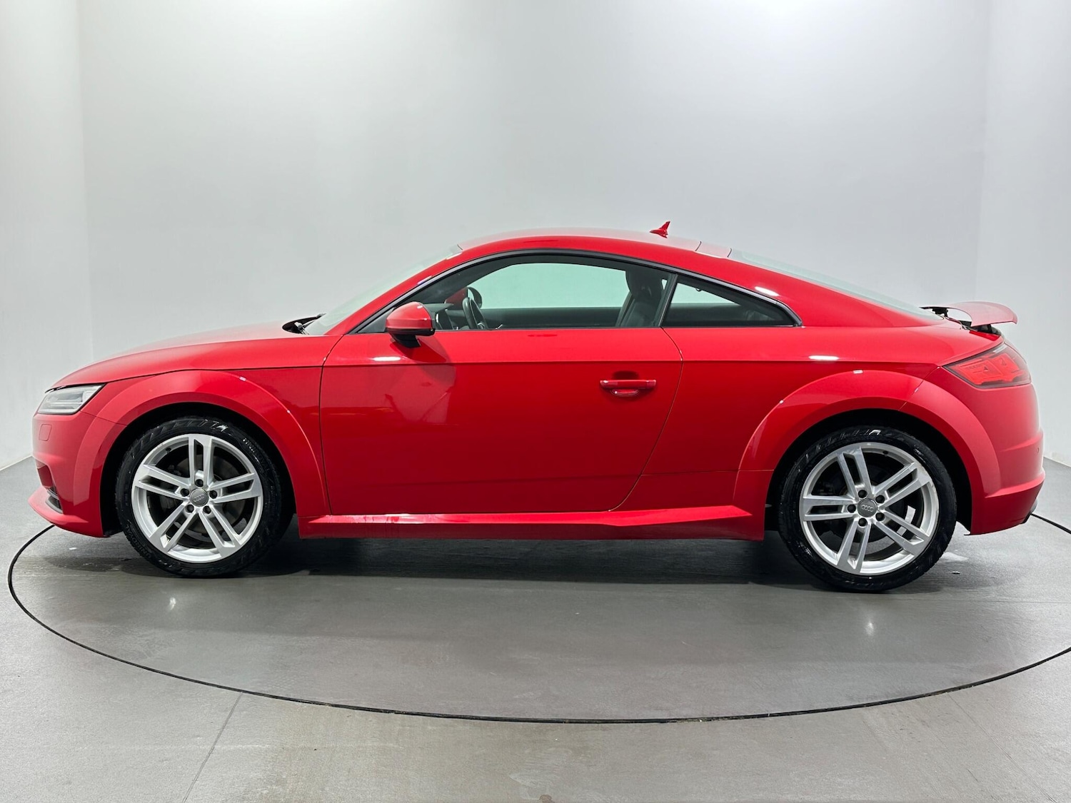 Used Audi TT 2020 for sale - 76878688: Photo 5