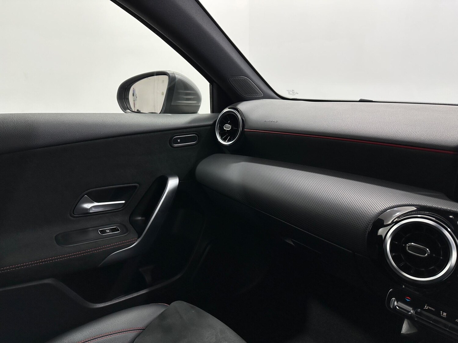 Used Mercedes-Benz A-Class for sale - 77587019: Photo 28