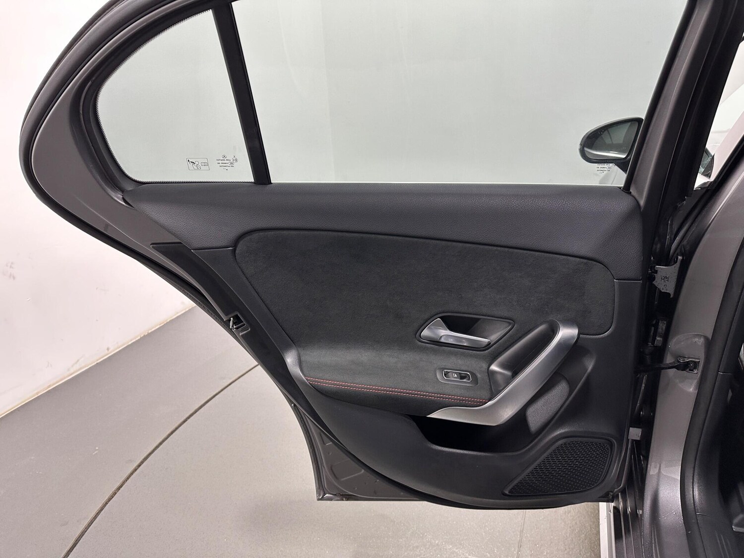 Used Mercedes-Benz A-Class for sale - 77587019: Photo 41