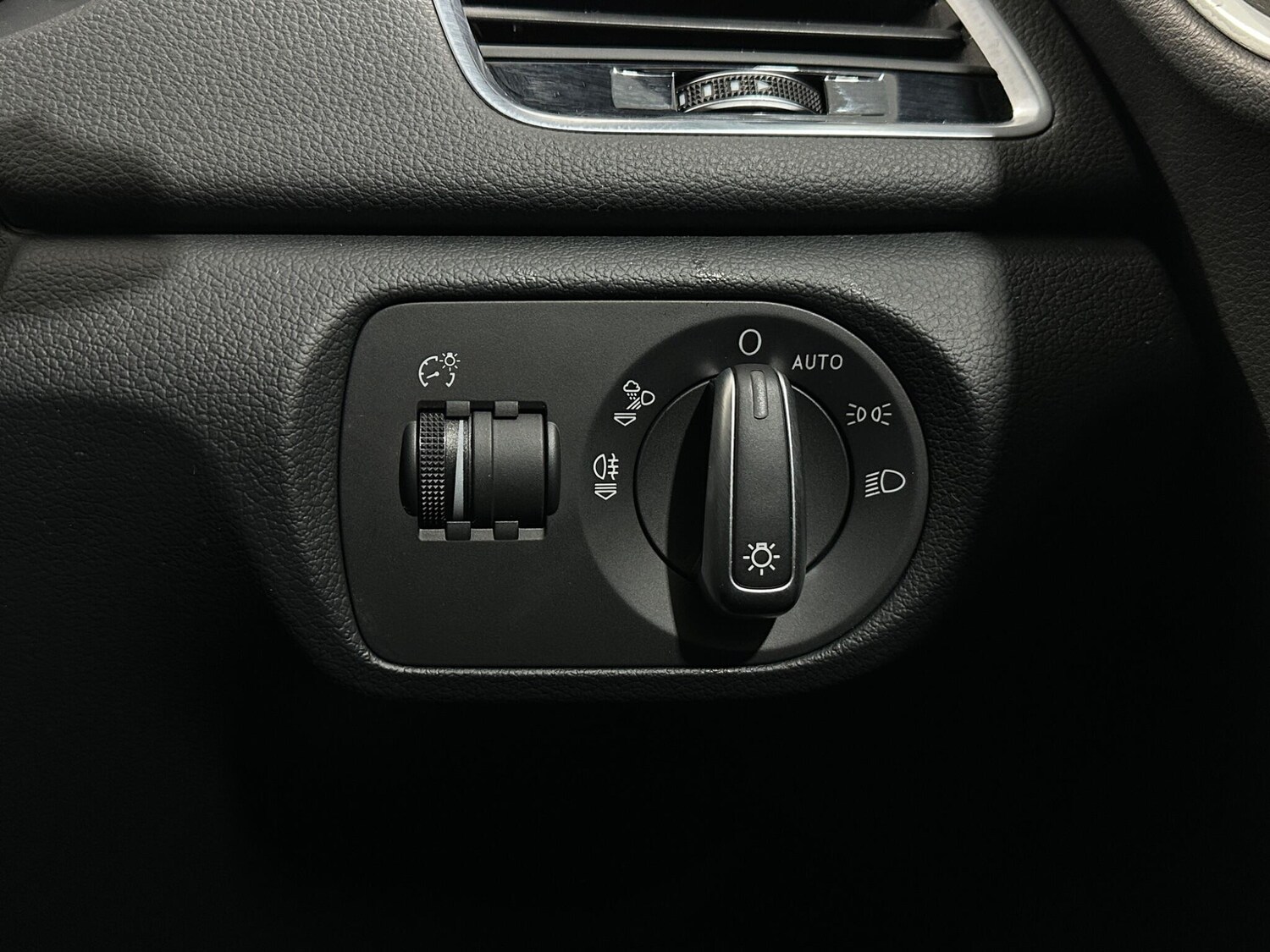 Used Audi Q3 for sale - 78214136: Photo 18