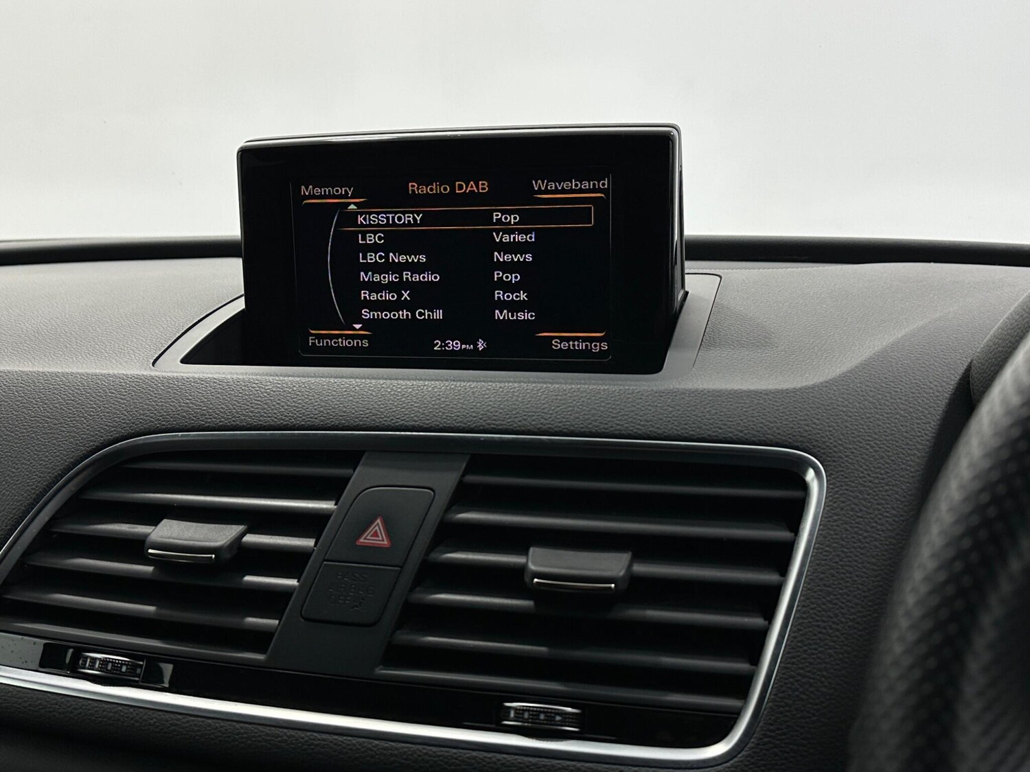 Used Audi Q3 for sale - 78214136: Photo 24