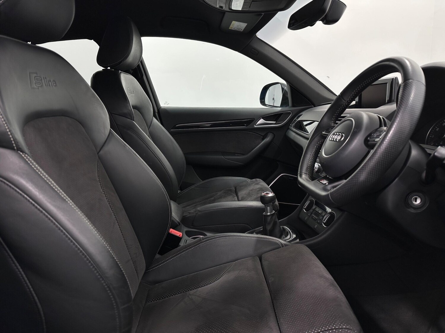 Used Audi Q3 for sale - 78214136: Photo 30