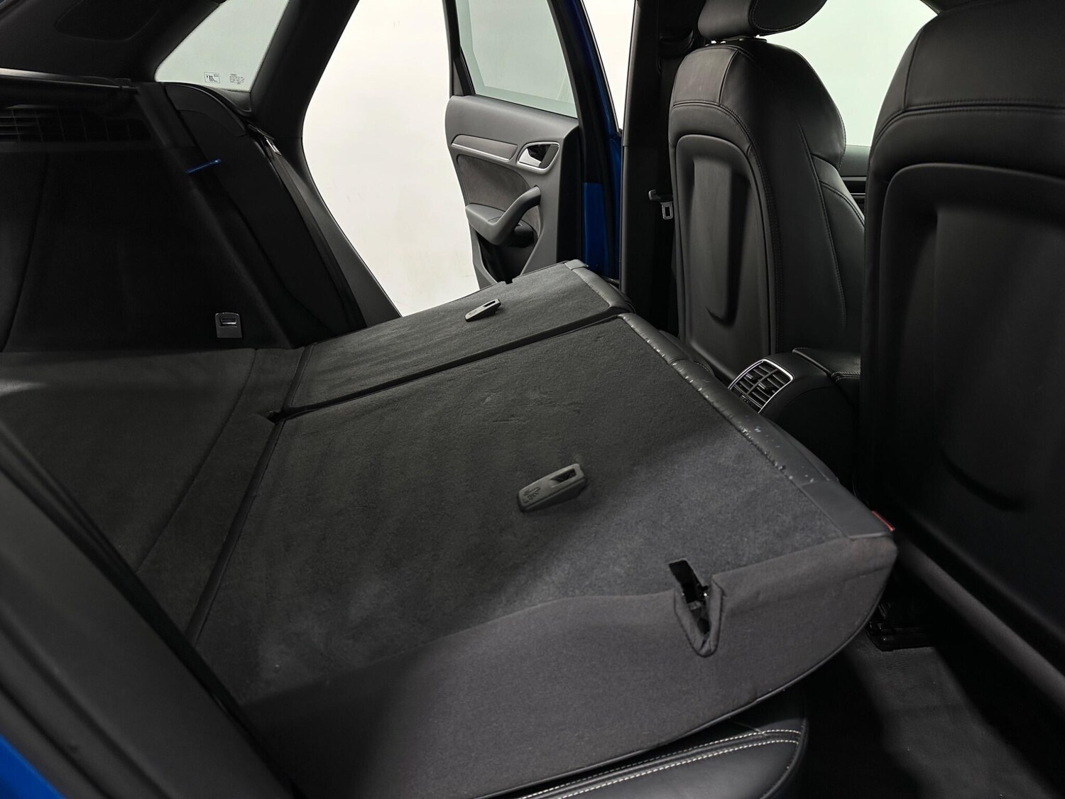 Used Audi Q3 for sale - 78214136: Photo 44