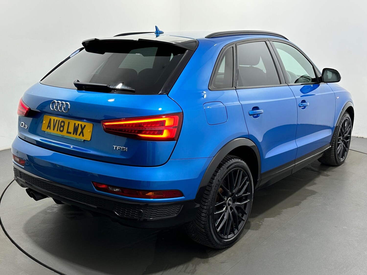 Used Audi Q3 for sale - 78214136: Photo 51