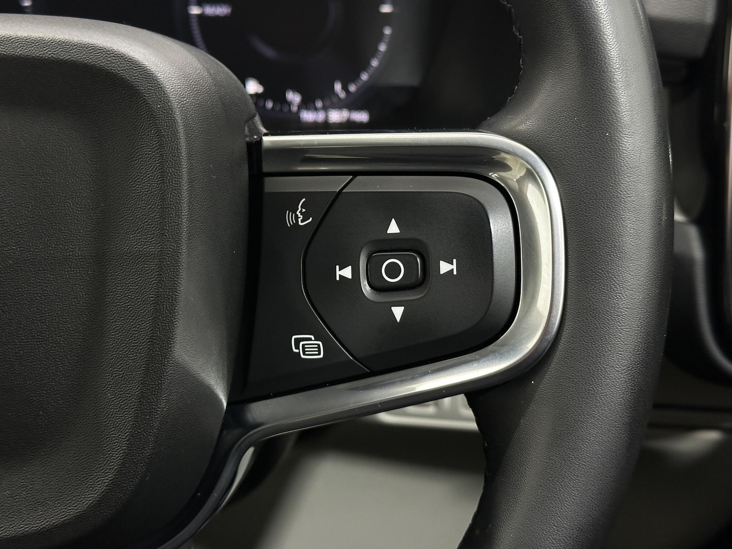 Used Volvo XC40 2021 for sale - 77238391: Photo 15