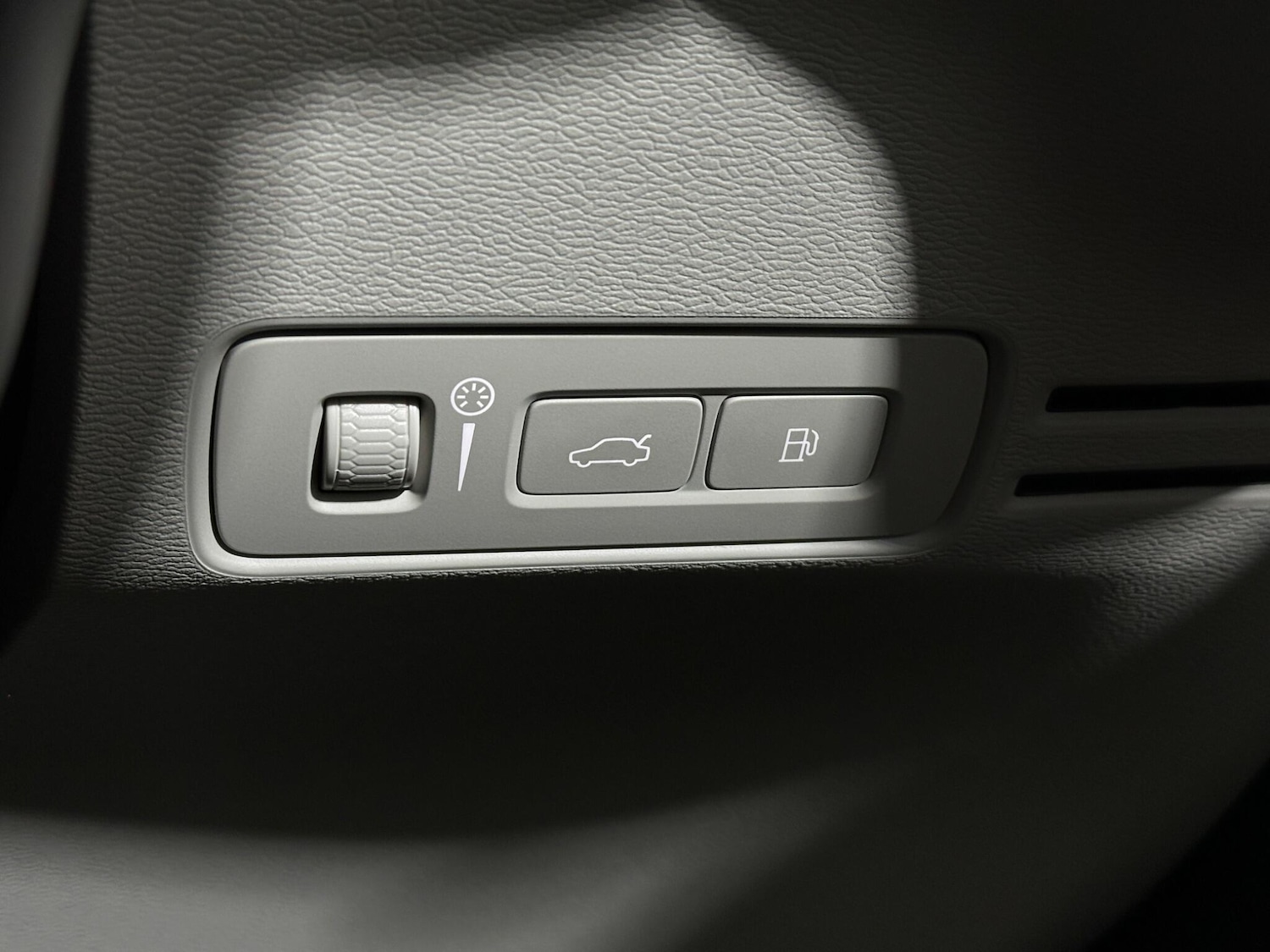 Used Volvo XC40 2021 for sale - 77238391: Photo 17