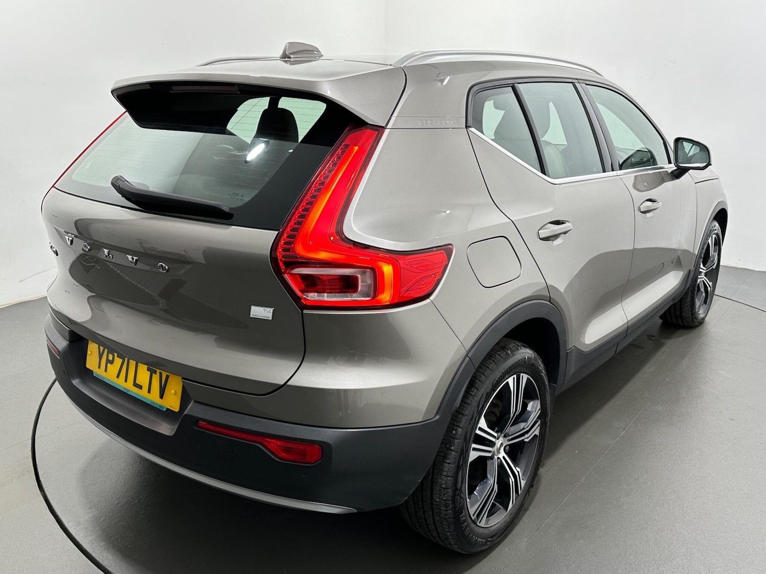 Used Volvo XC40 2021 for sale - 77238391: Photo 50