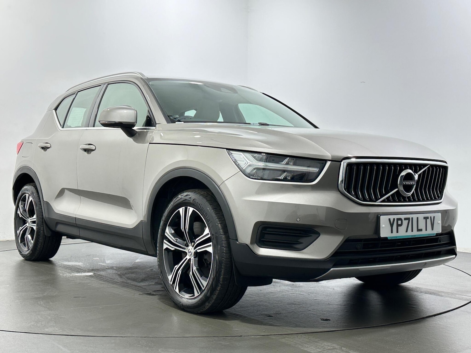 Used Volvo XC40 2021 for sale - 77238391: Photo 51