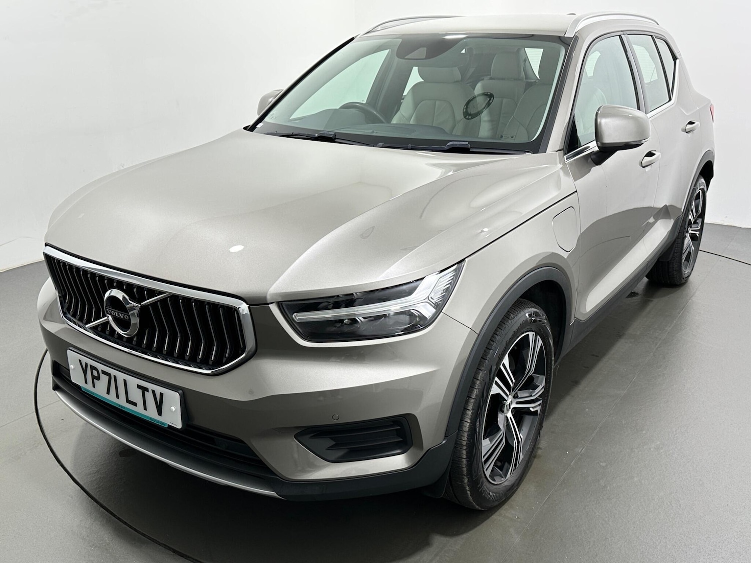 Used Volvo XC40 2021 for sale - 77238391: Photo 52