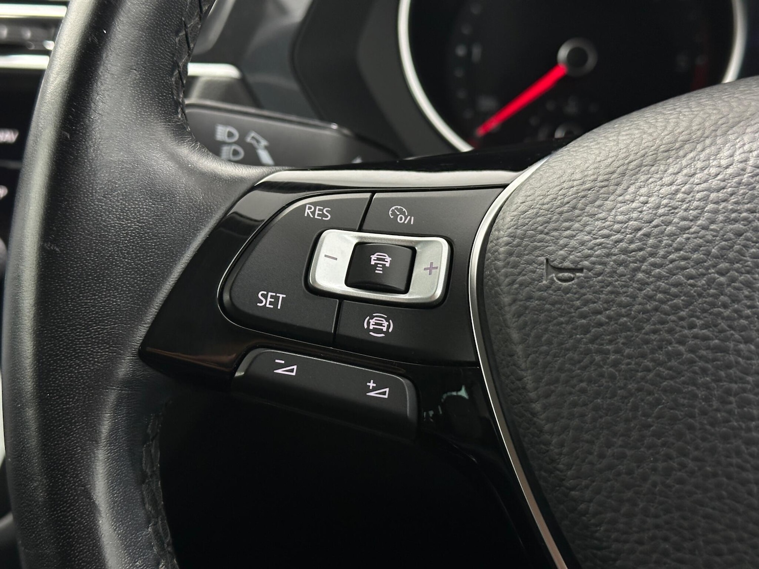 Used Volkswagen Tiguan 2019 for sale - 76878558: Photo 13