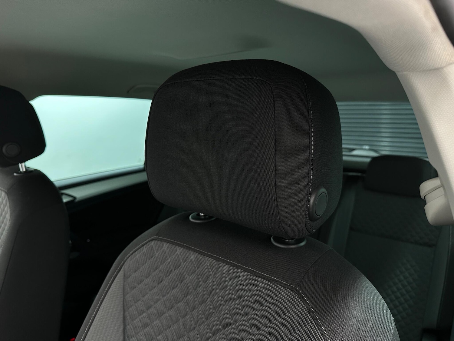 Used Volkswagen Tiguan 2019 for sale - 76878558: Photo 36