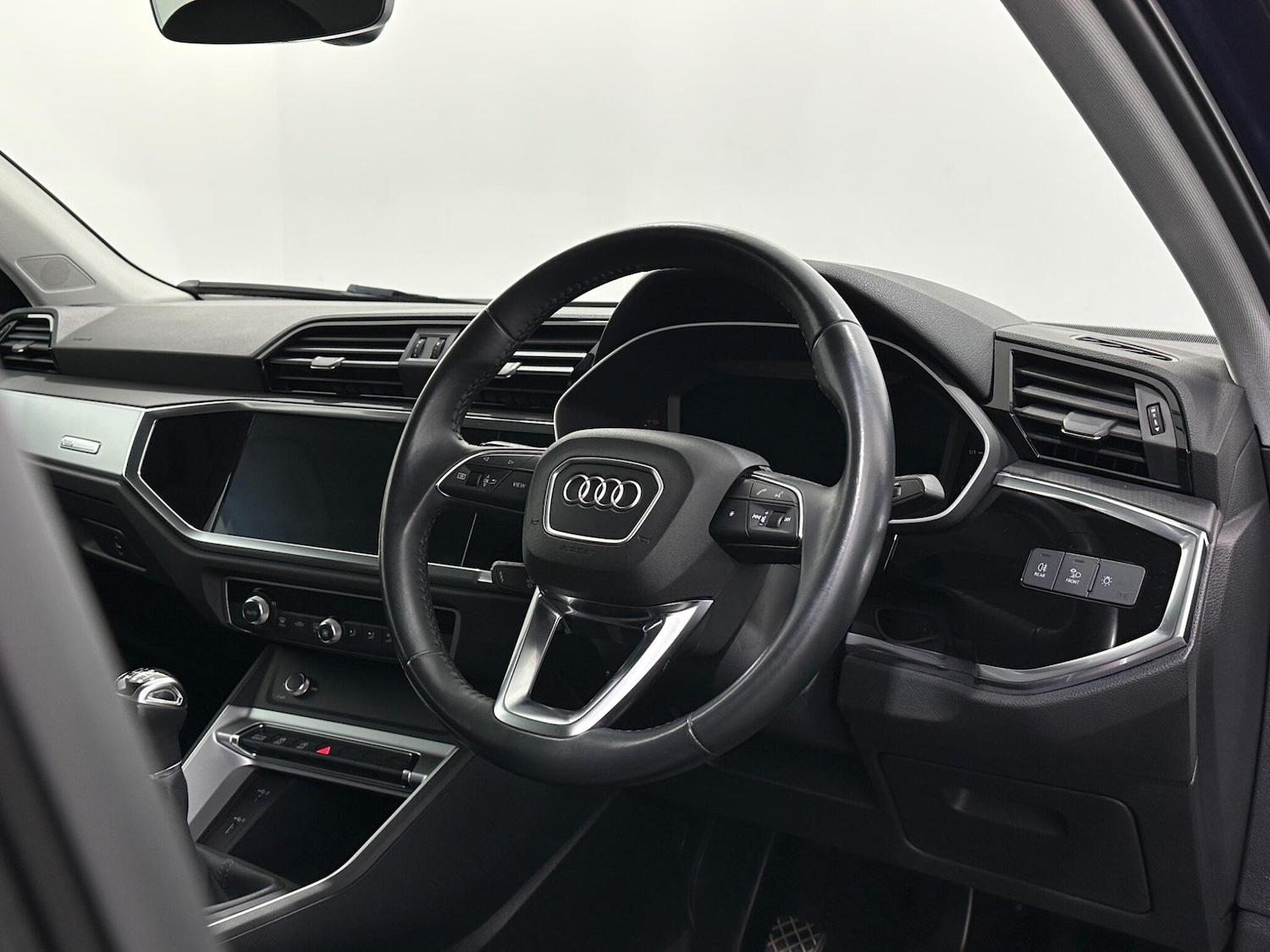 Used Audi Q3 2019 for sale - 76878869: Photo 10