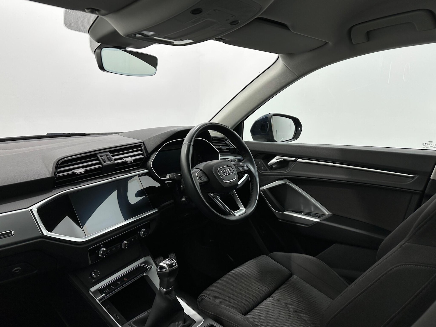 Used Audi Q3 2019 for sale - 76878869: Photo 28