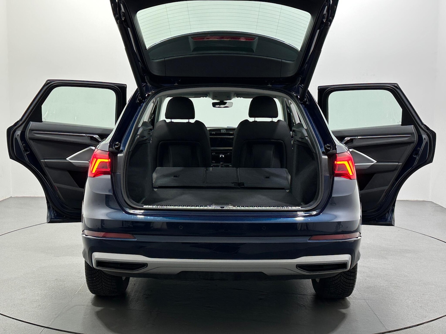 Used Audi Q3 2019 for sale - 76878869: Photo 43