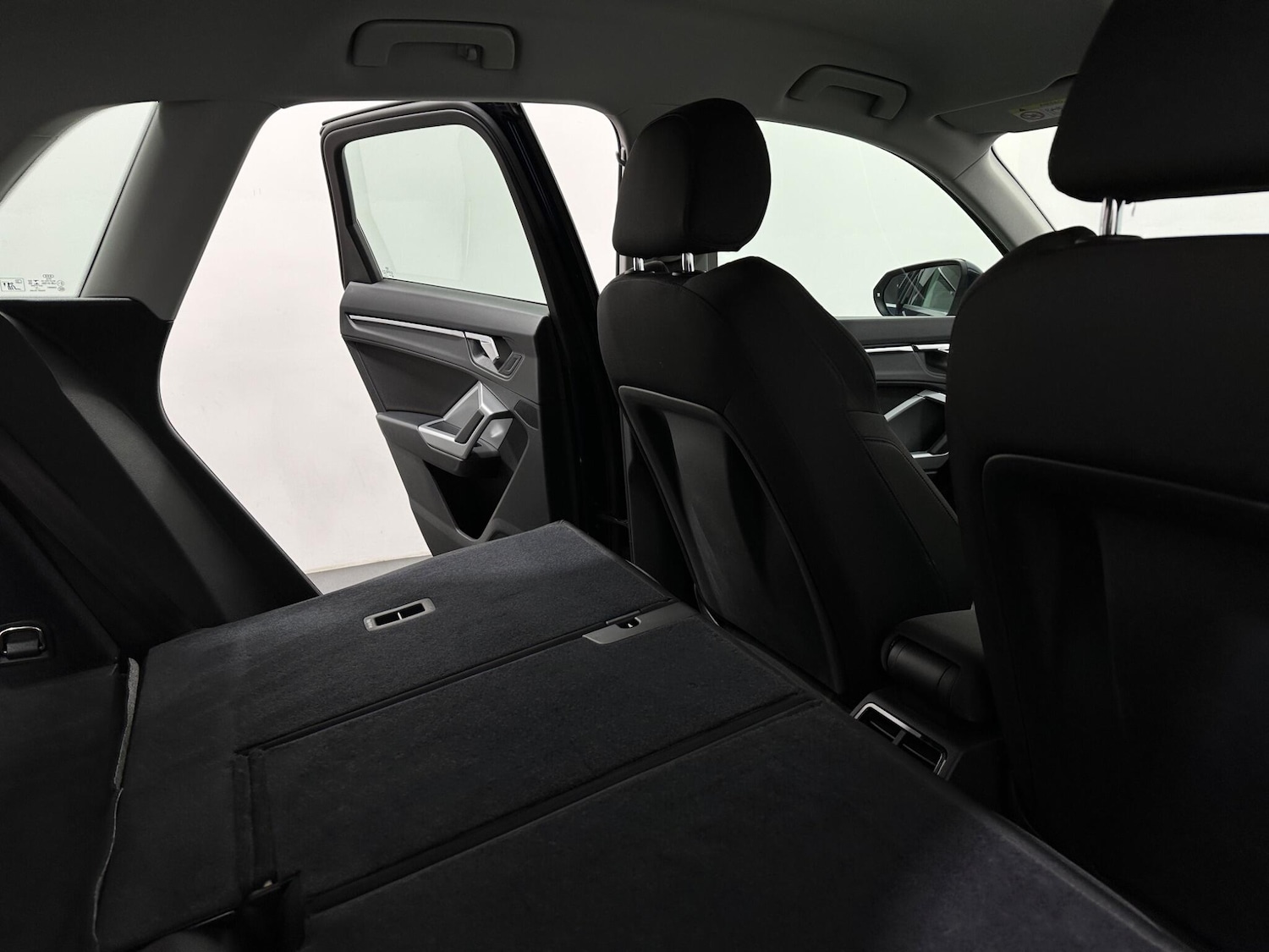 Used Audi Q3 2019 for sale - 76878869: Photo 45