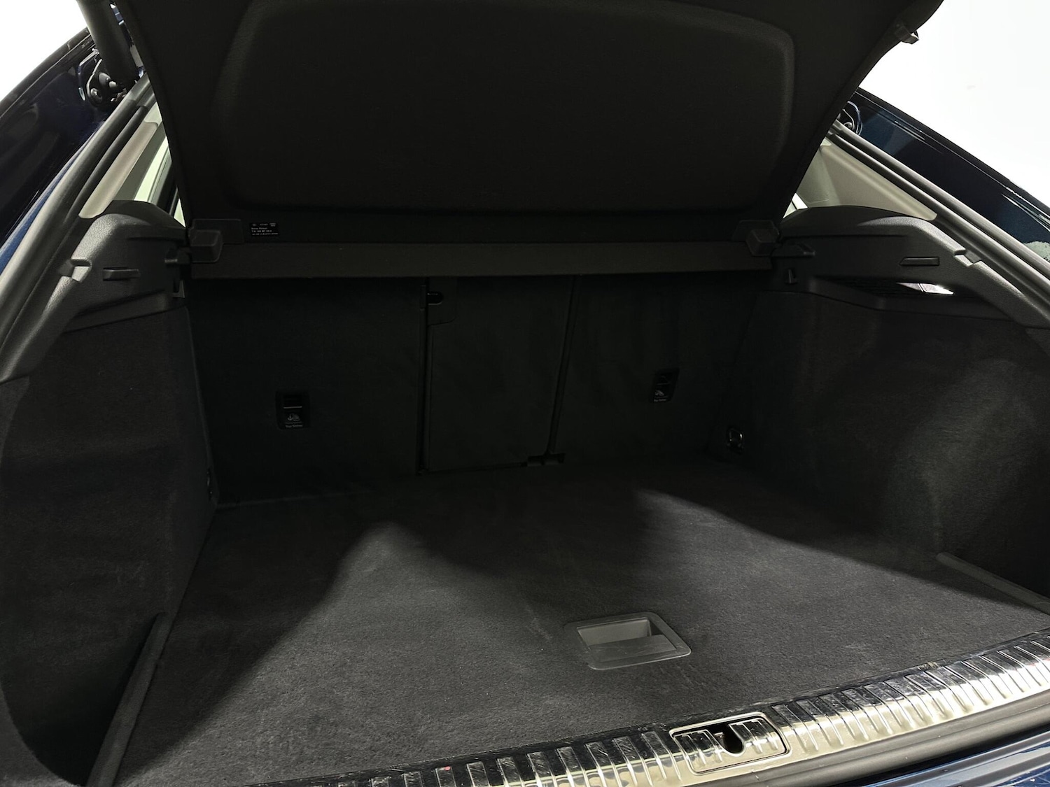 Used Audi Q3 2019 for sale - 76878869: Photo 46