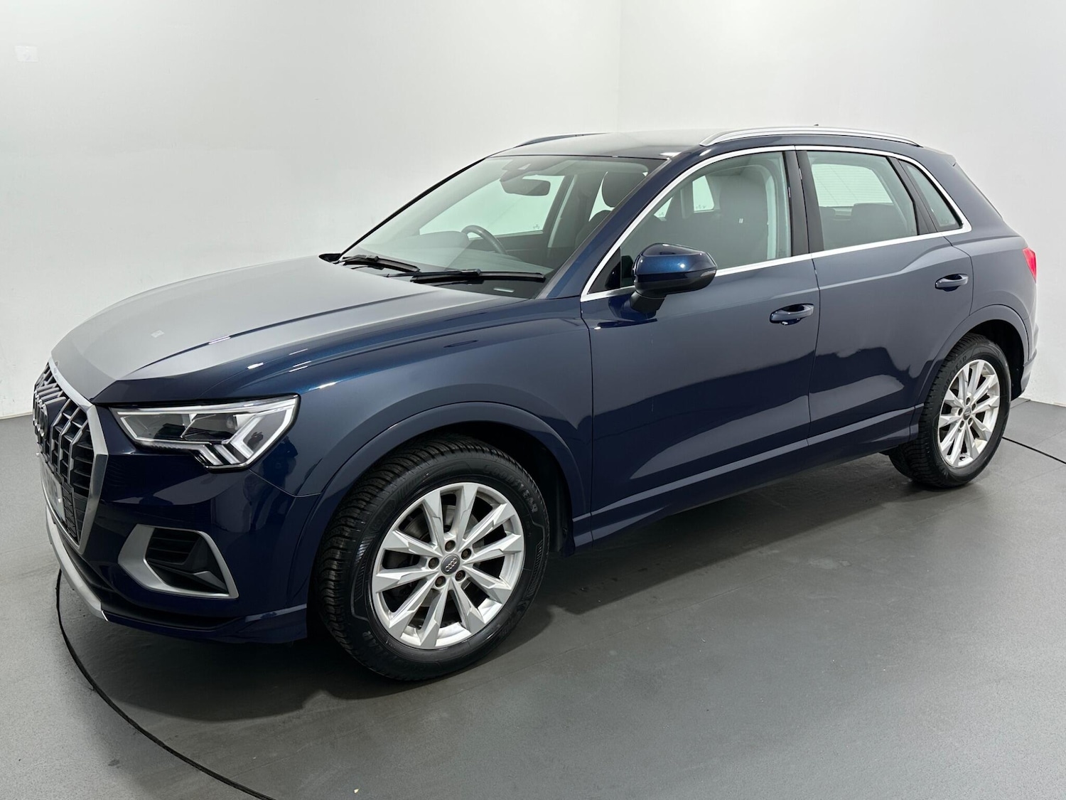 Used Audi Q3 2019 for sale - 76878869: Photo 53