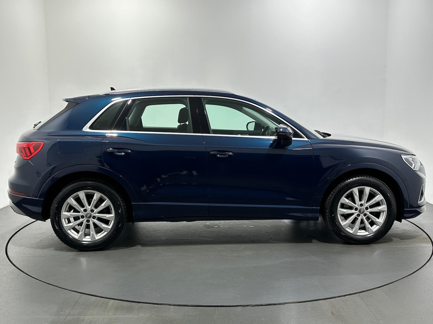 Used Audi Q3 2019 for sale - 76878869: Photo 9