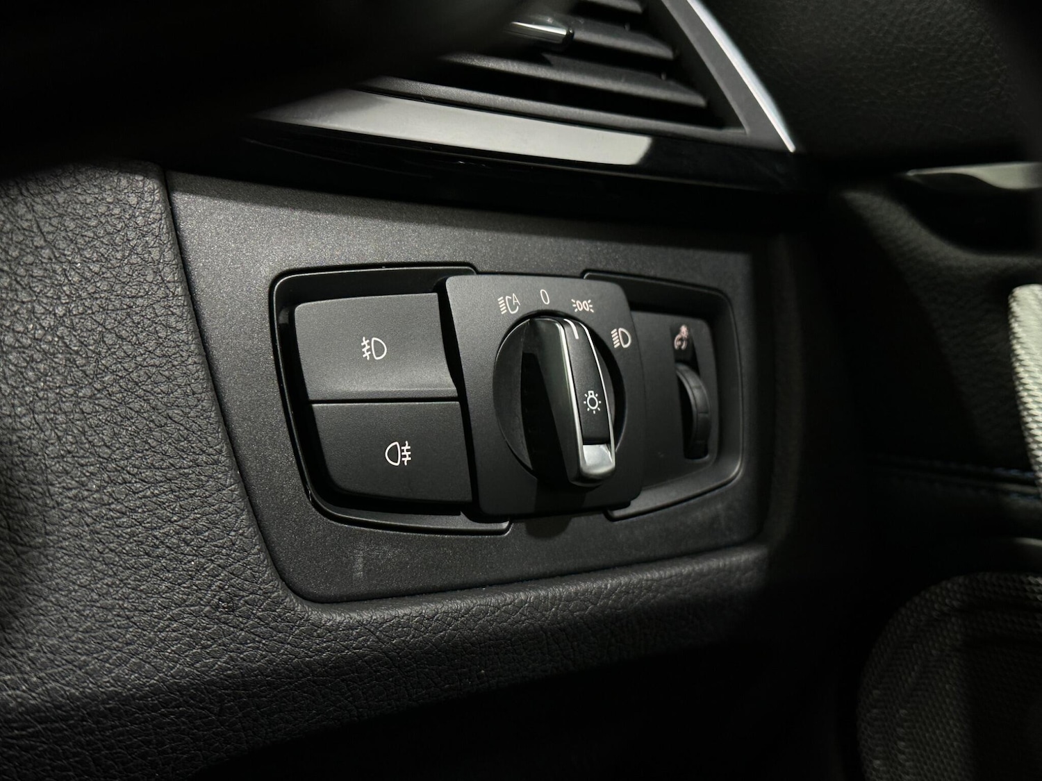 Used BMW 4 Series 2019 for sale - 76952846: Photo 17