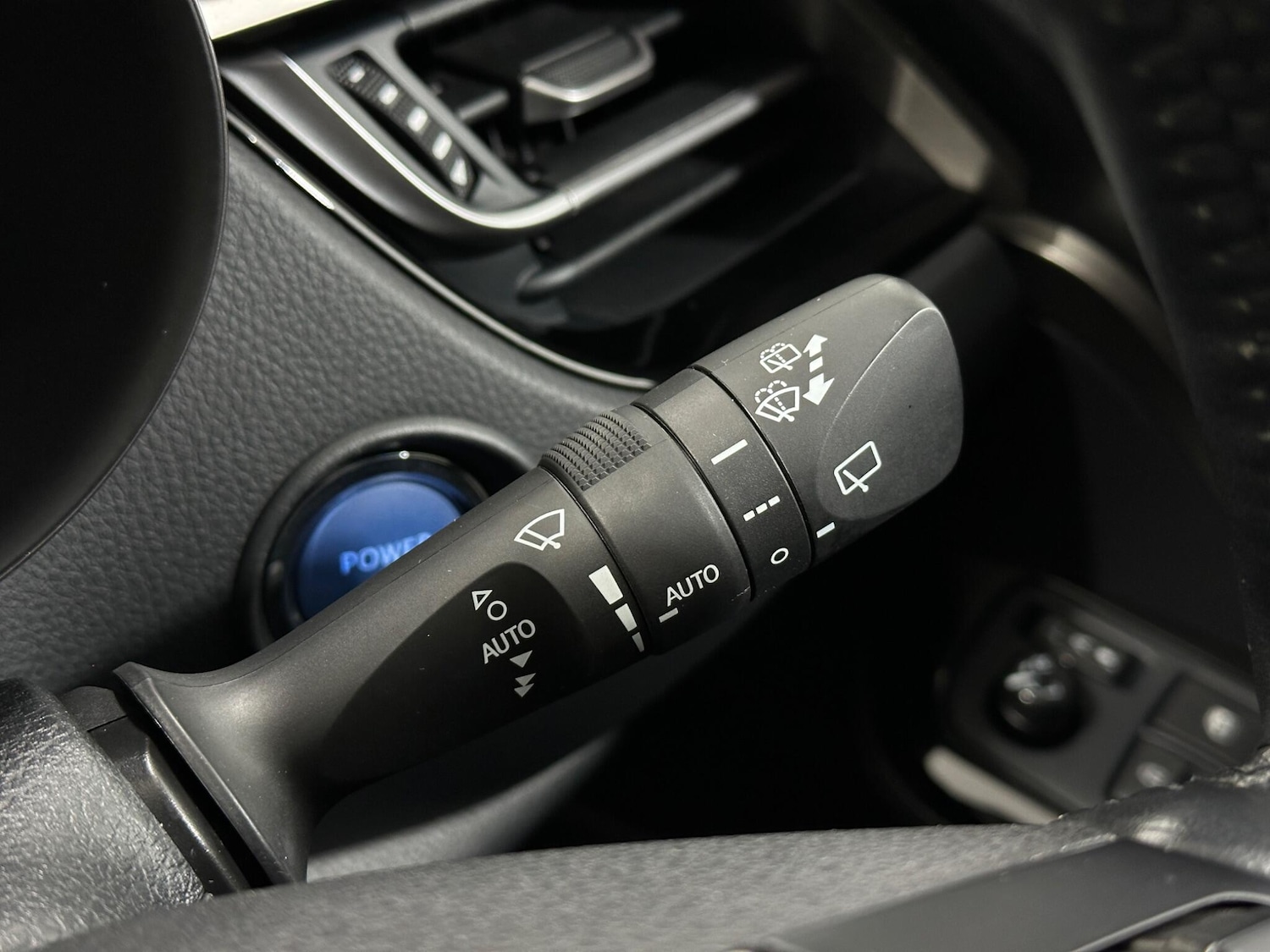 Used Toyota C-HR for sale - 77191943: Photo 16