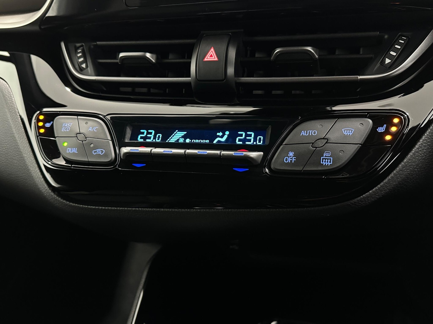 Used Toyota C-HR for sale - 77191943: Photo 19