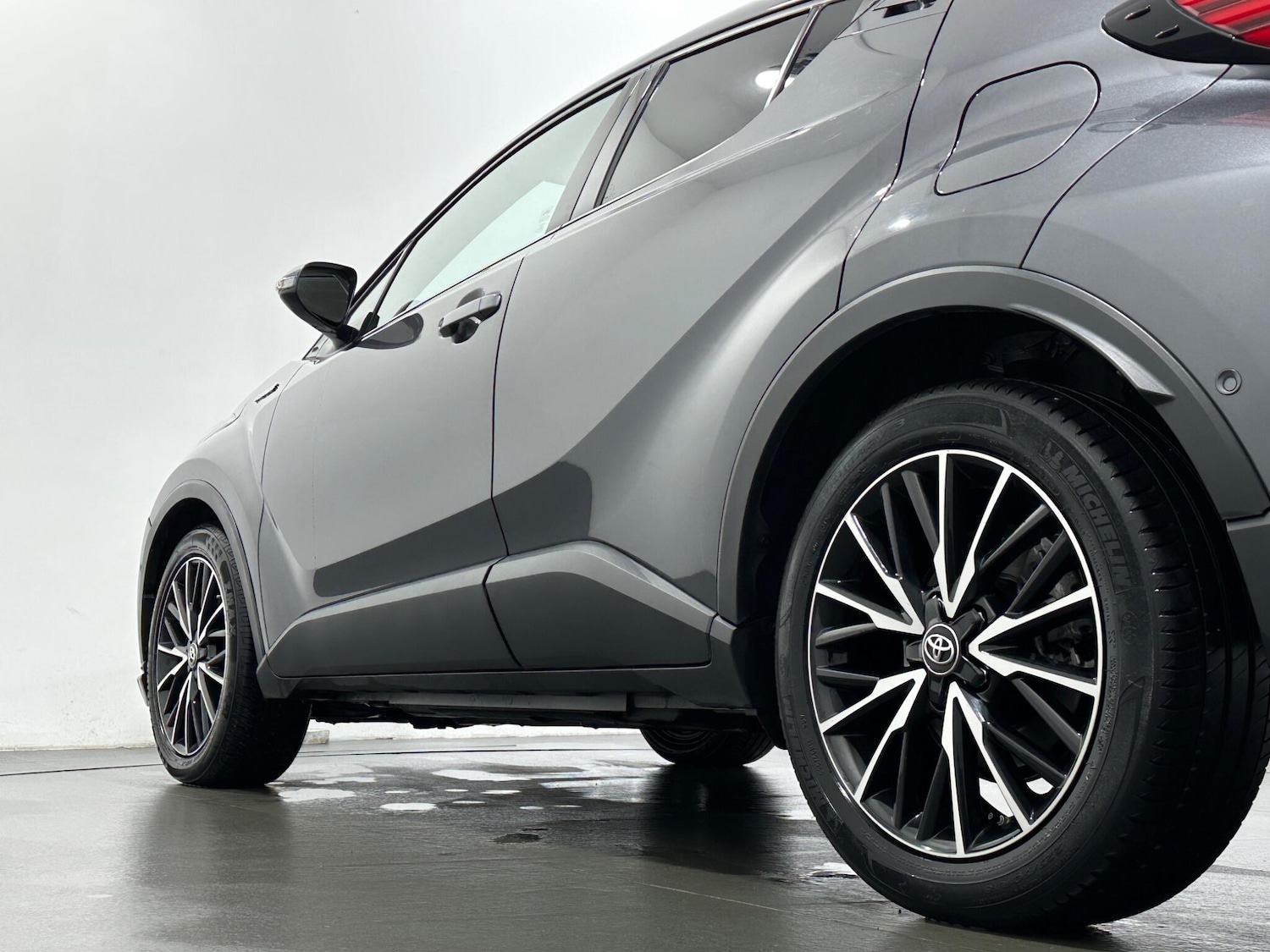 Used Toyota C-HR for sale - 77191943: Photo 45