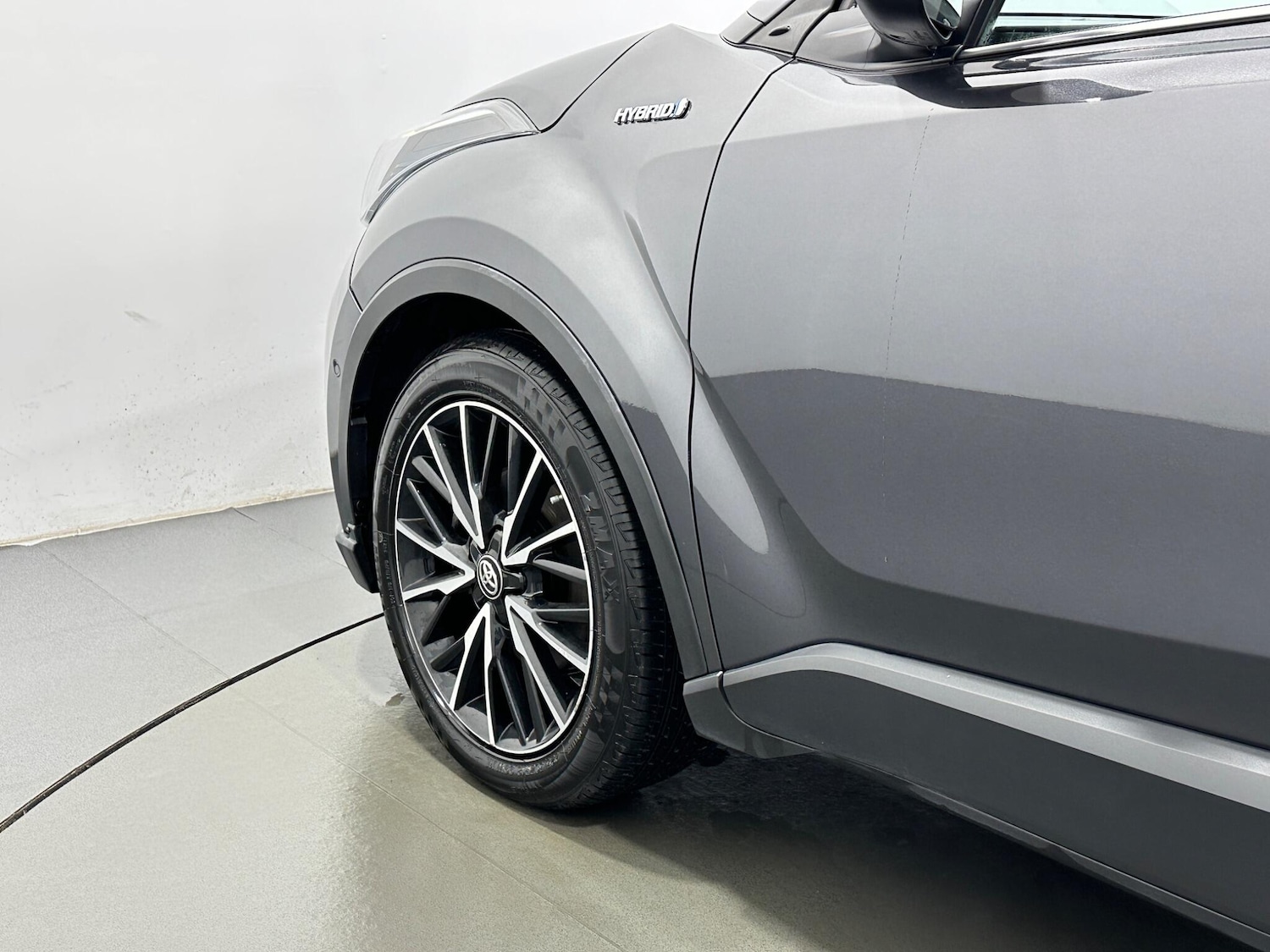 Used Toyota C-HR for sale - 77191943: Photo 46