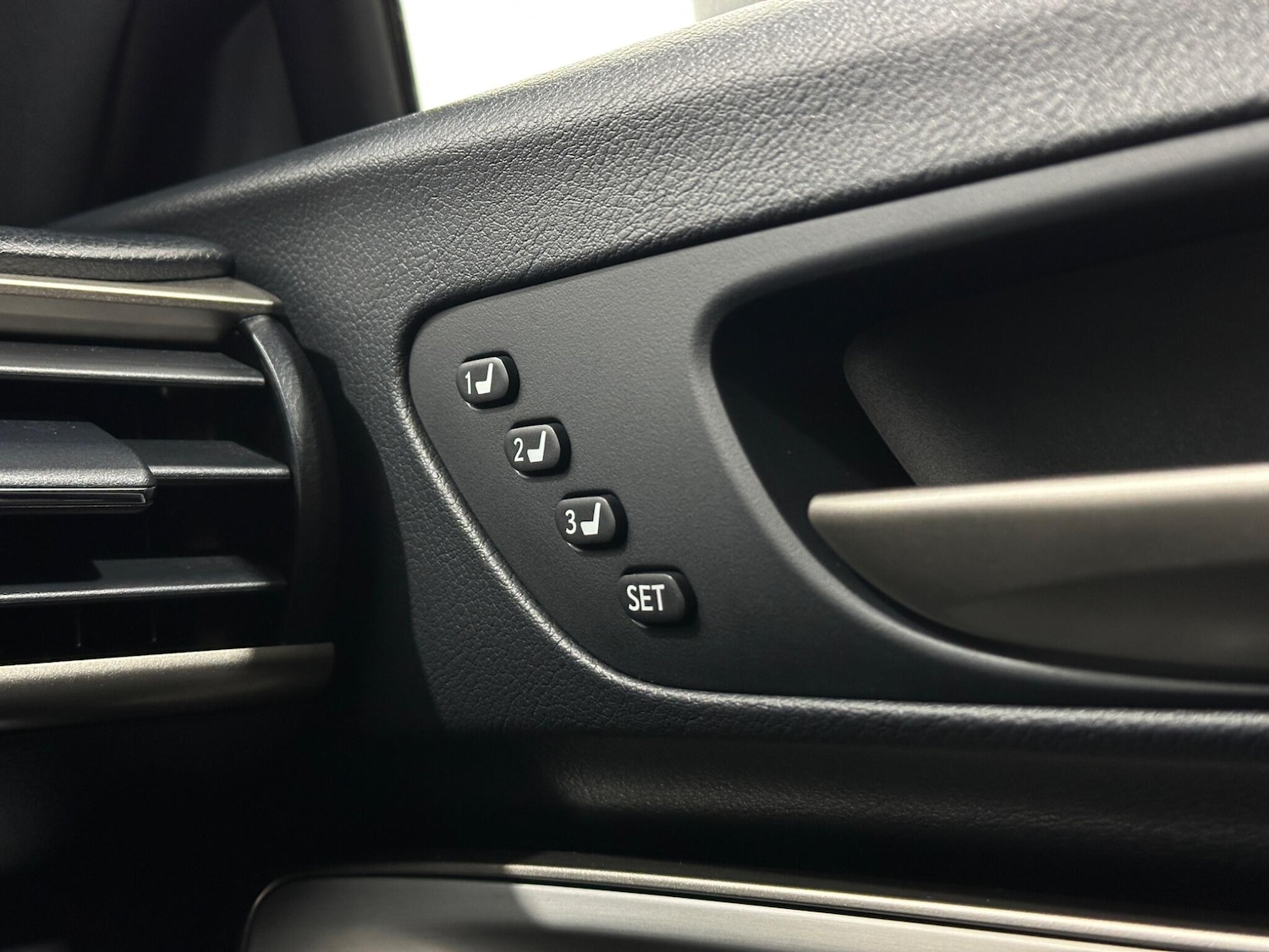 Used Lexus RC for sale - 77215440: Photo 19