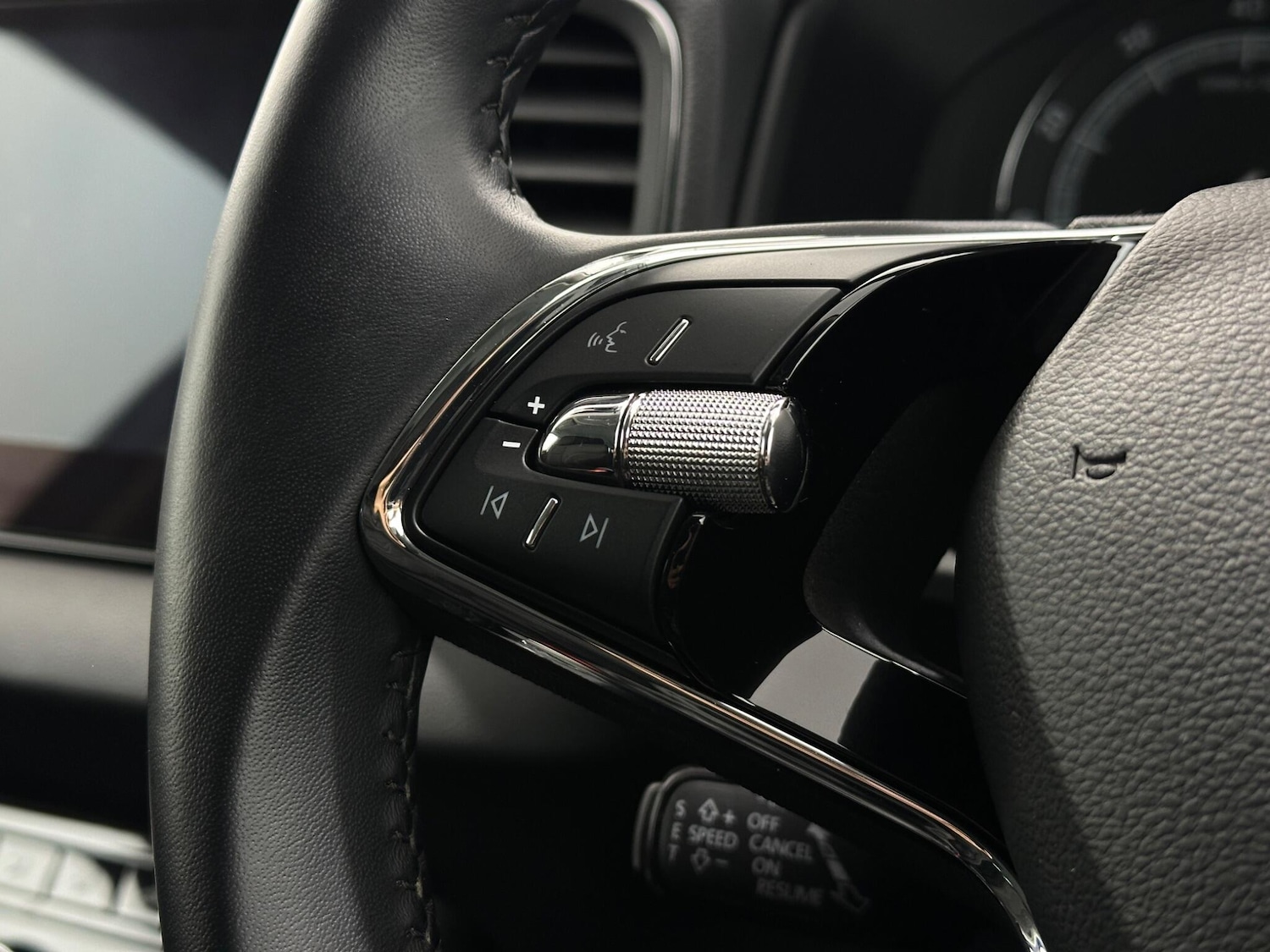 Used Skoda Karoq for sale - 78136412: Photo 14