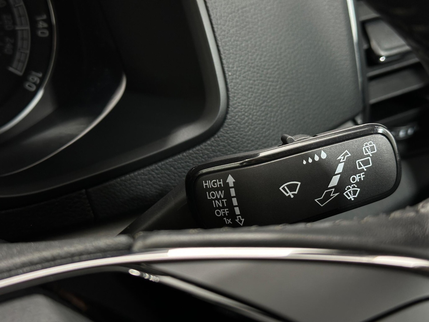 Used Skoda Karoq for sale - 78136412: Photo 16