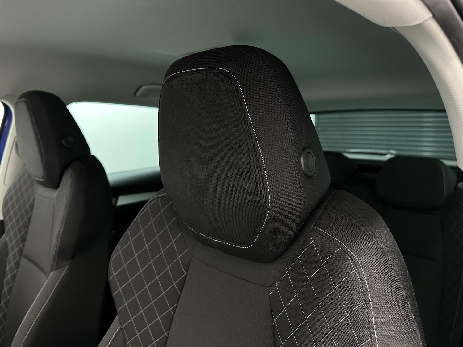 Used Skoda Karoq for sale - 78136412: Photo 38