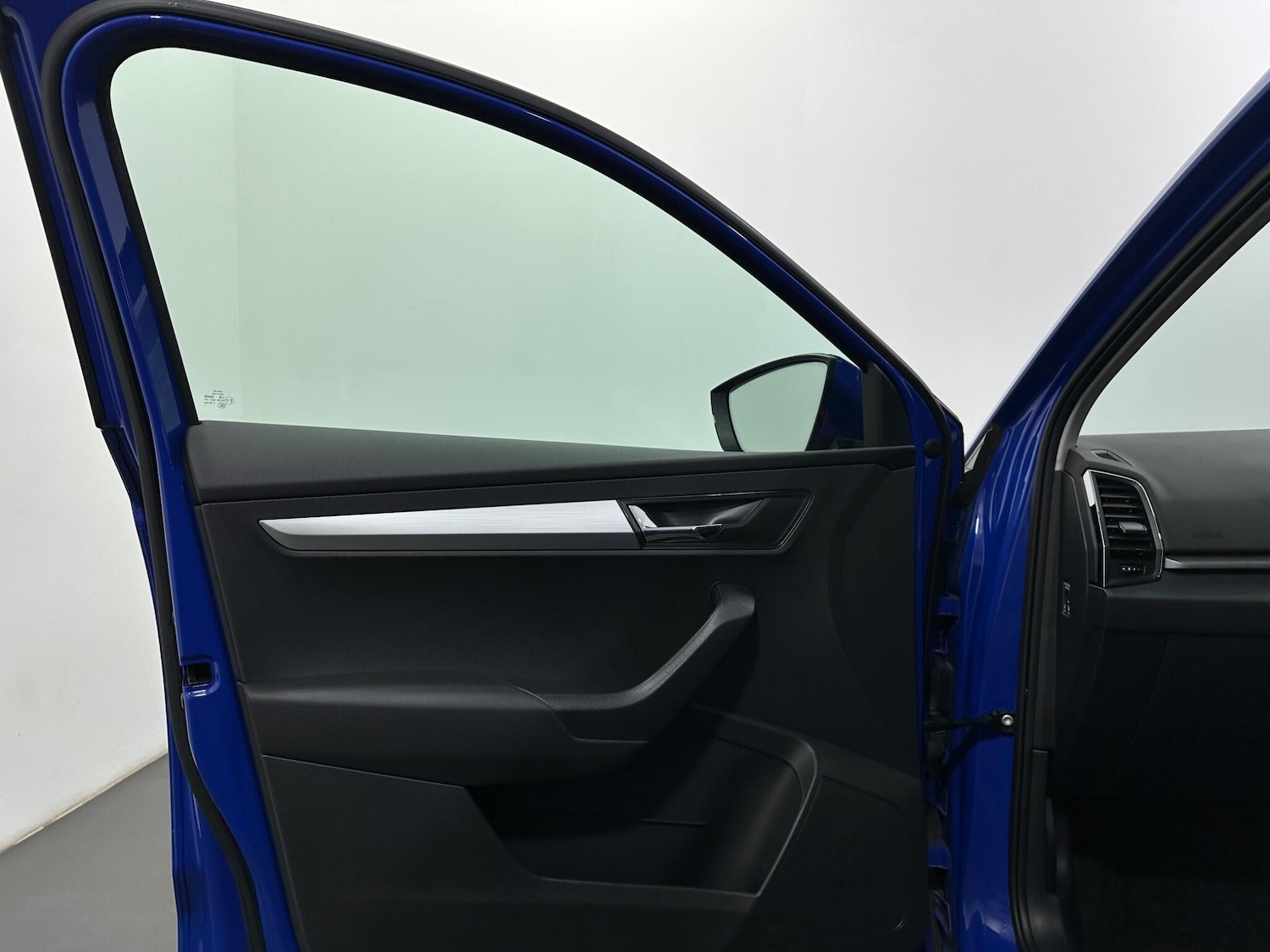 Used Skoda Karoq for sale - 78136412: Photo 39