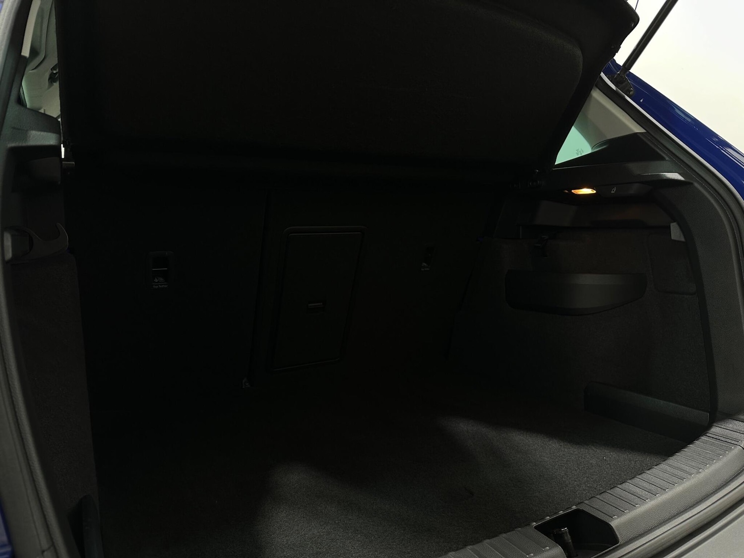 Used Skoda Karoq for sale - 78136412: Photo 49