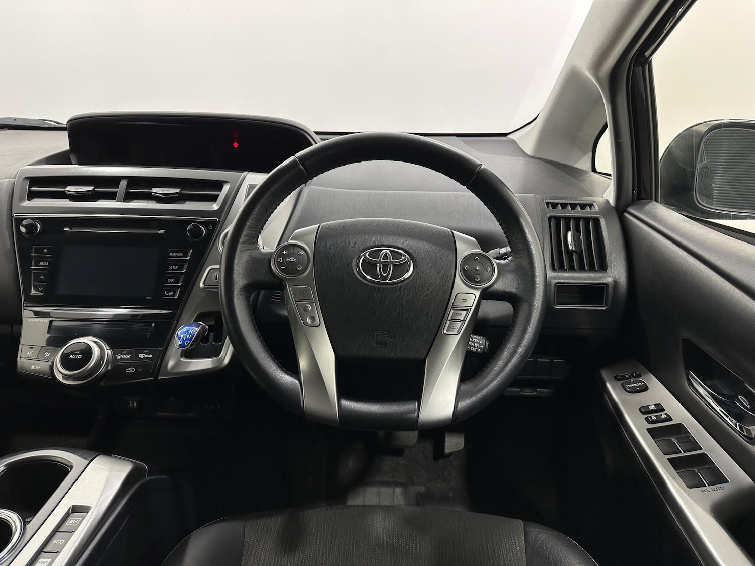 Used Toyota Prius+ 2019 for sale - 77102046: Photo 12