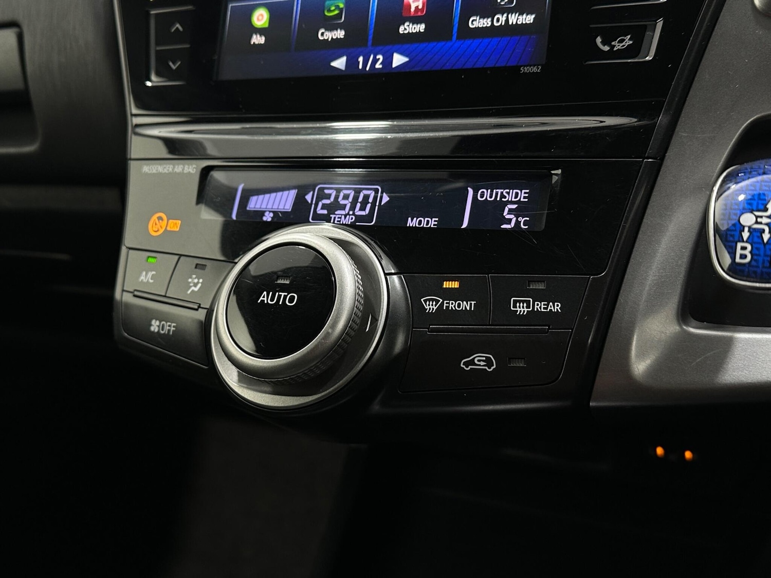 Used Toyota Prius+ 2019 for sale - 77102046: Photo 19