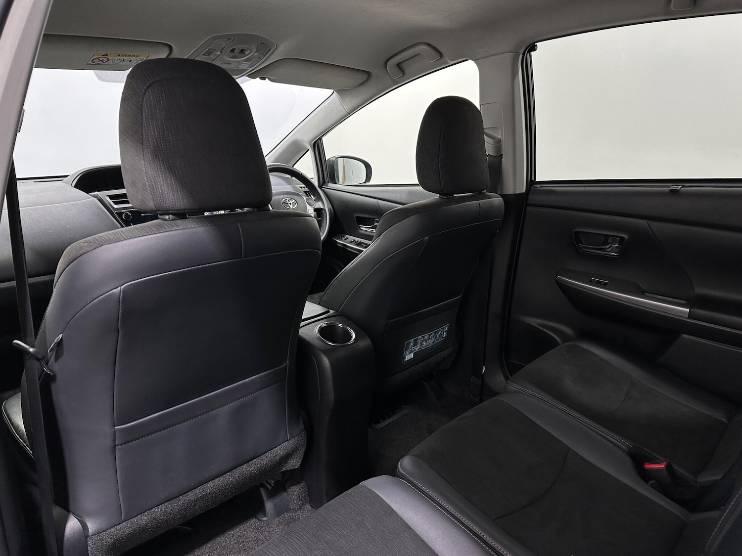 Used Toyota Prius+ 2019 for sale - 77102046: Photo 35