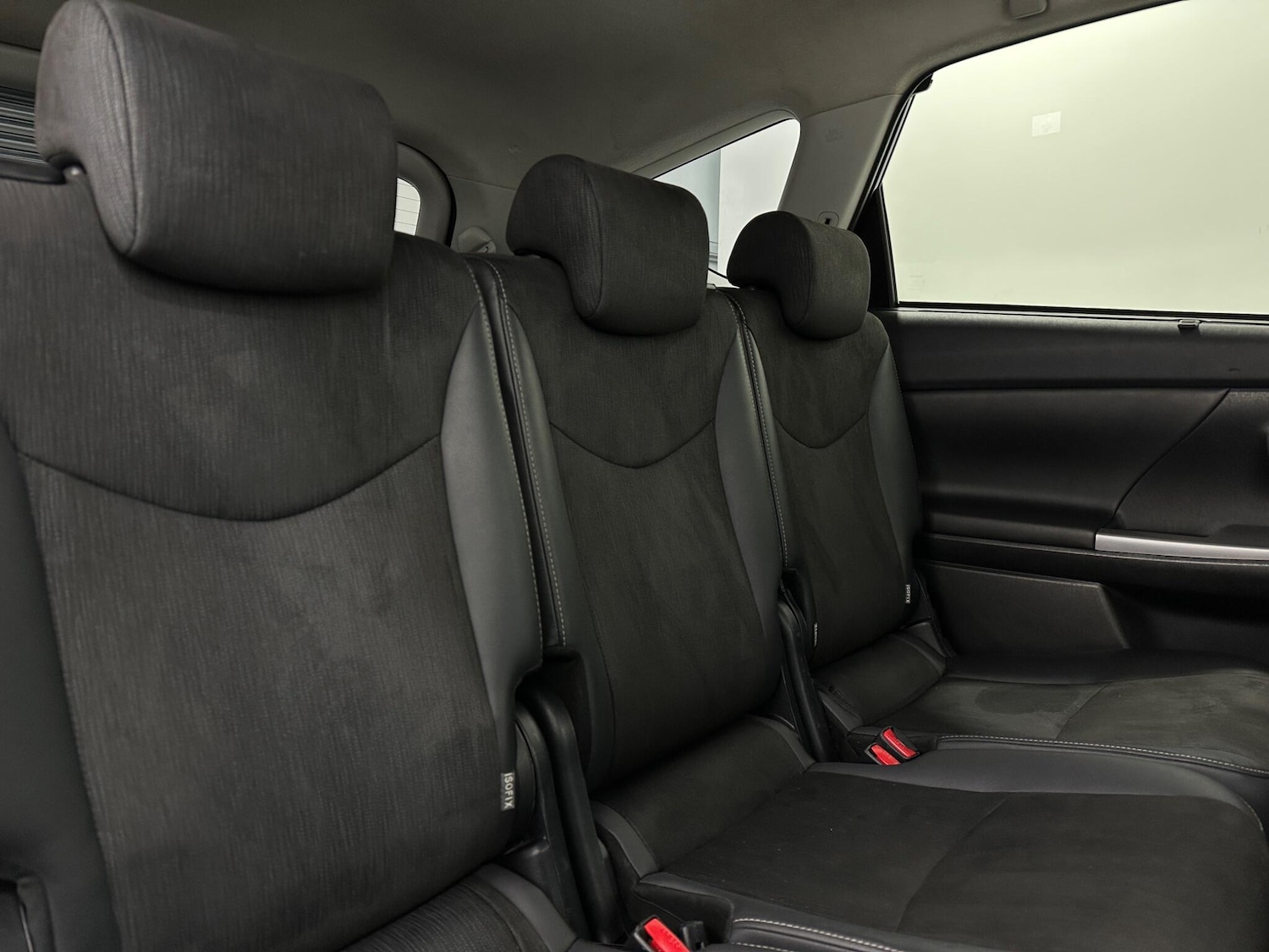 Used Toyota Prius+ 2019 for sale - 77102046: Photo 39