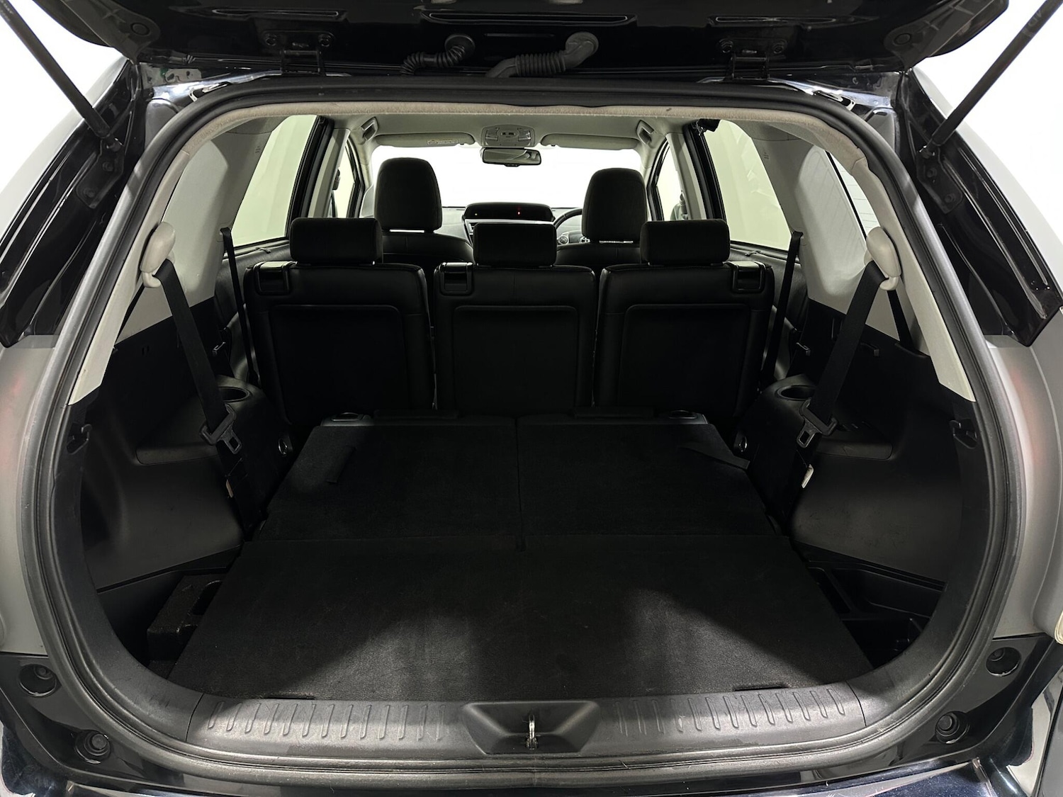 Used Toyota Prius+ 2019 for sale - 77102046: Photo 44