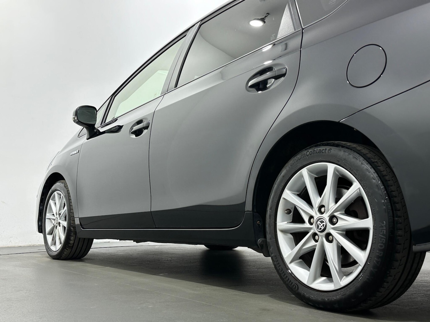 Used Toyota Prius+ 2019 for sale - 77102046: Photo 46