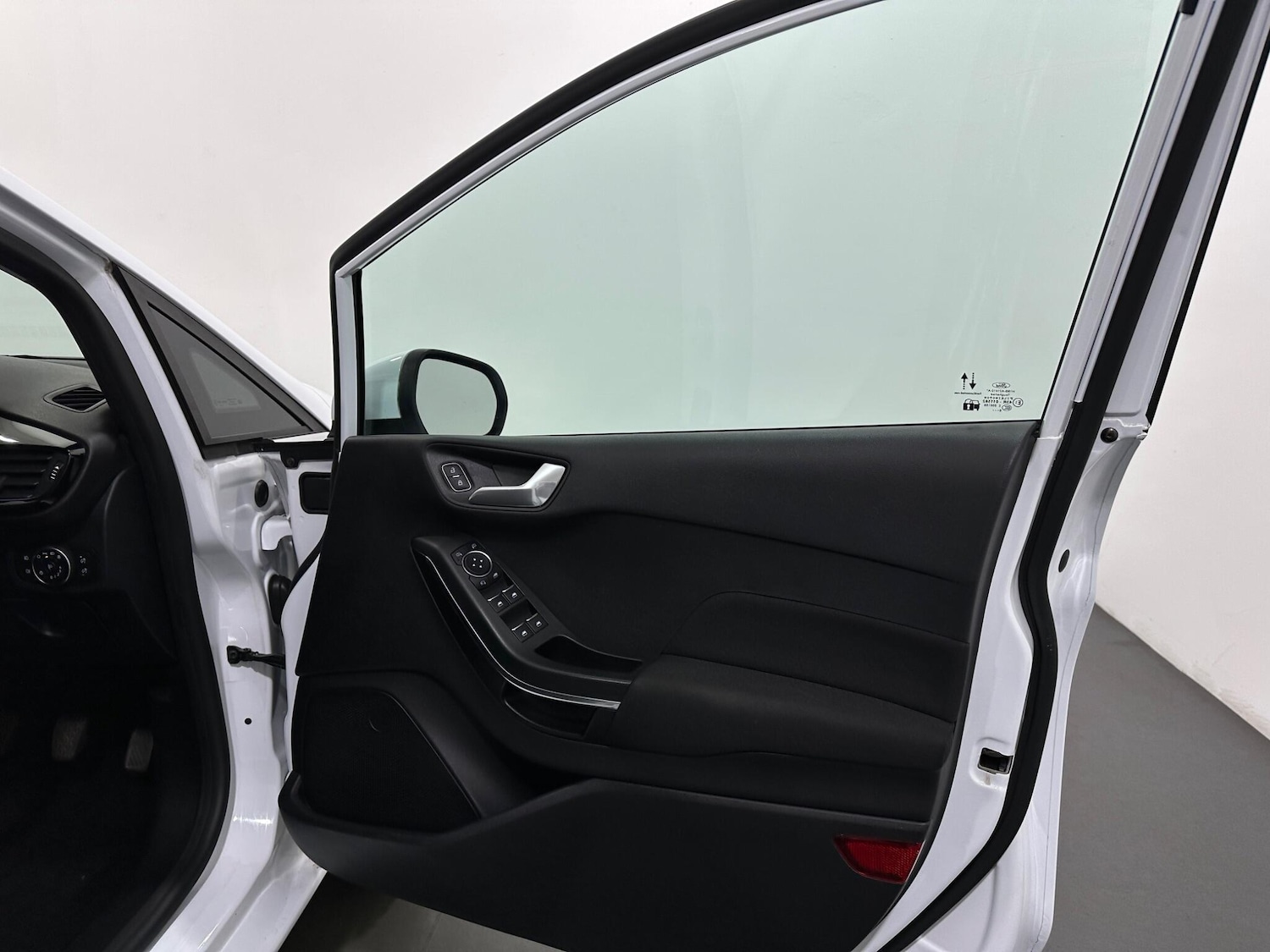 Used Ford Fiesta 2021 for sale - 76878886: Photo 31